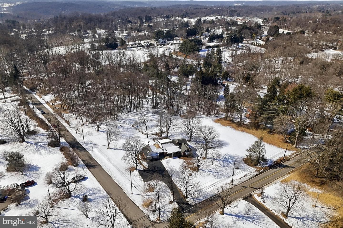 1304 Valley Road photo 1