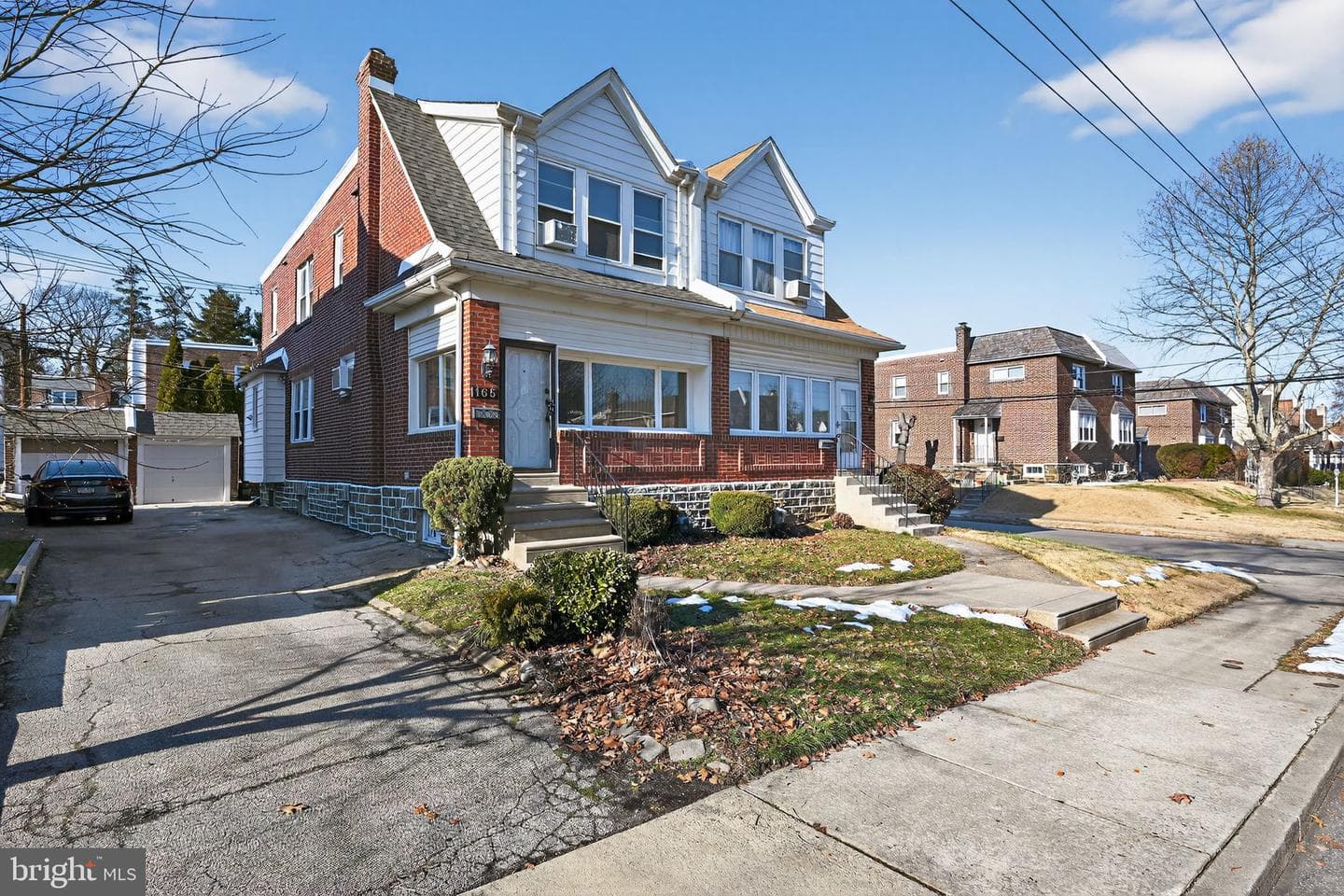 165 W Albemarle Avenue photo 1