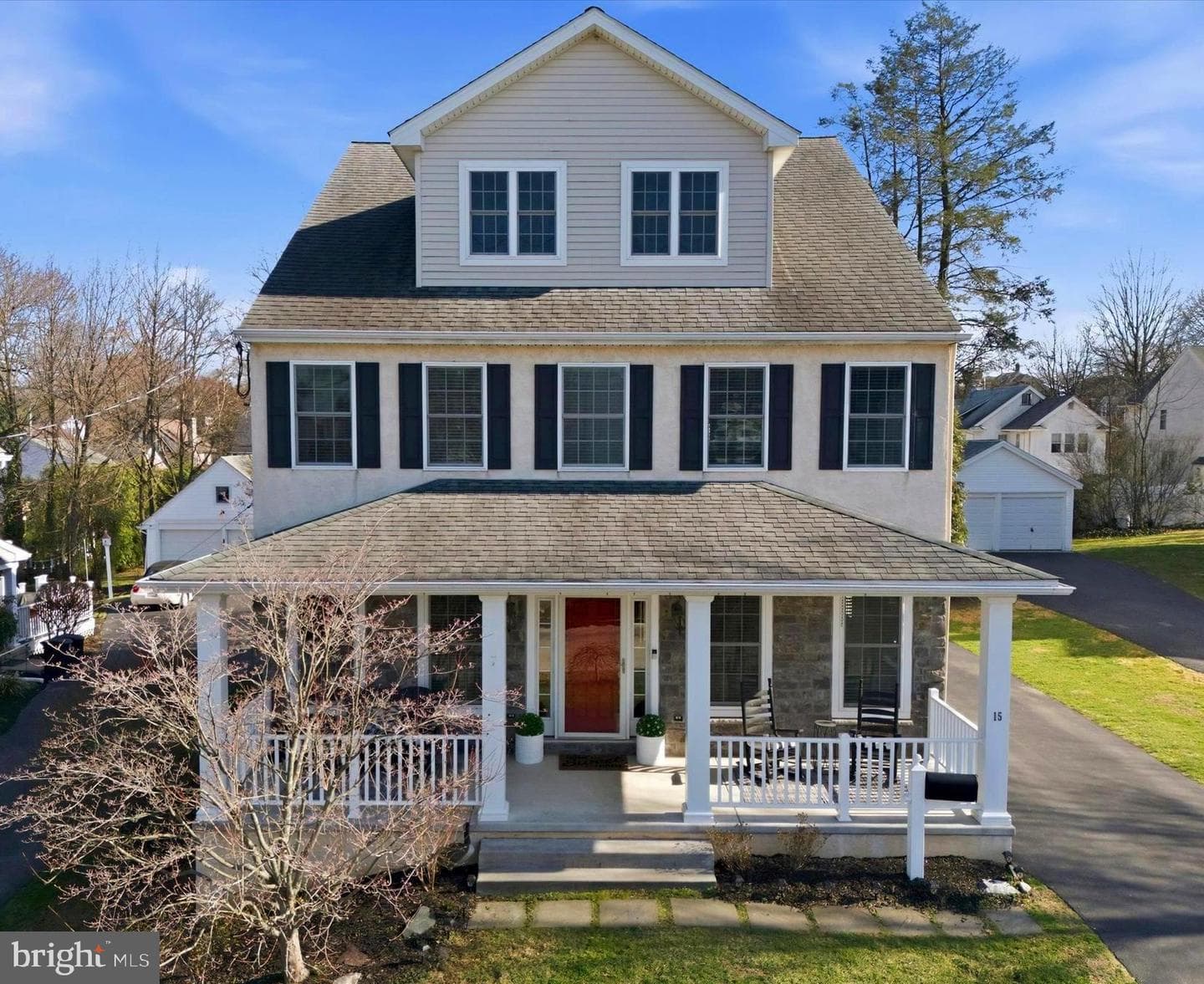 15 E Mercer Avenue photo 1