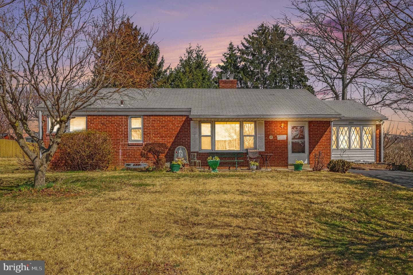 2203 Dickens Lane photo 1