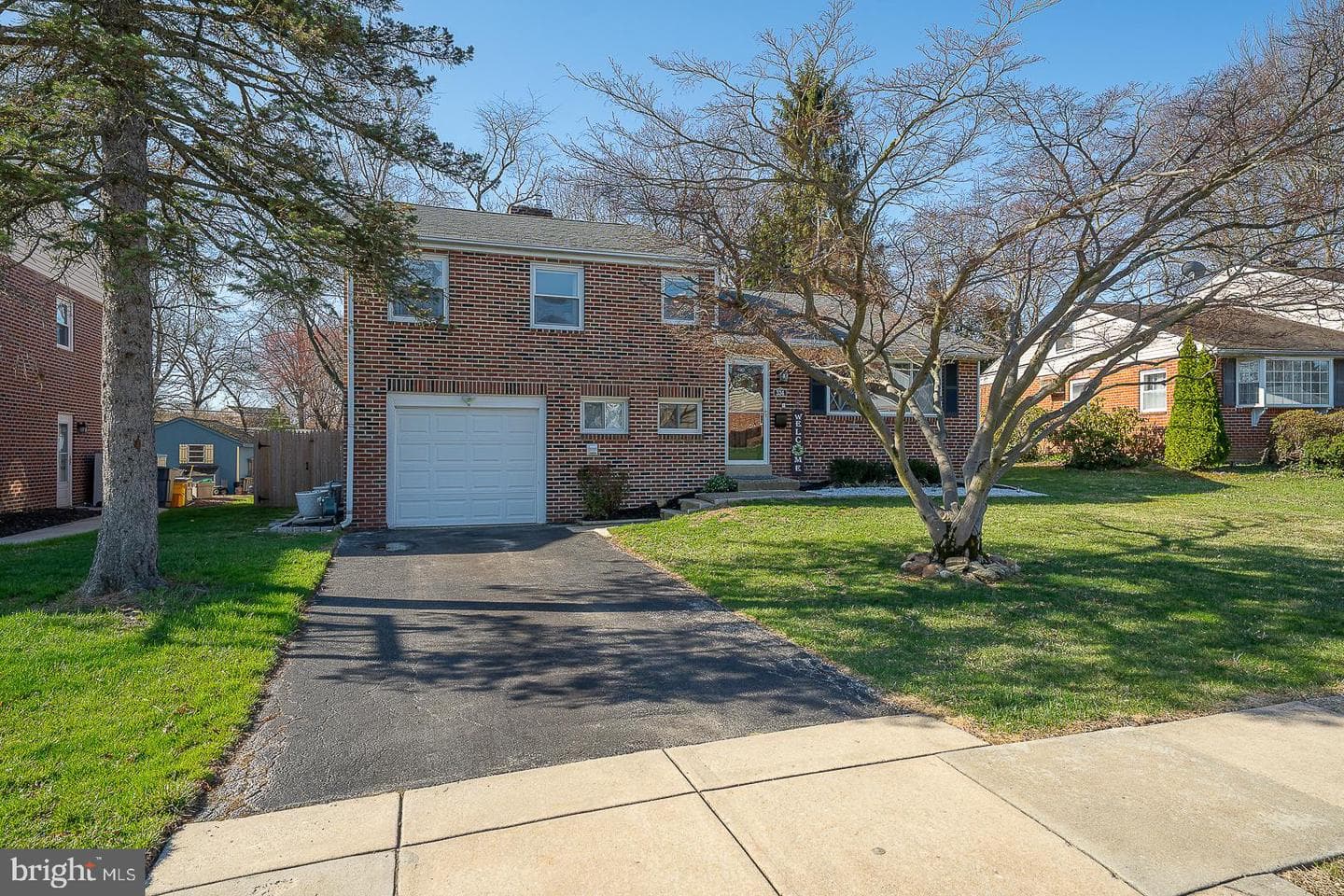 334 Parham Road photo 1