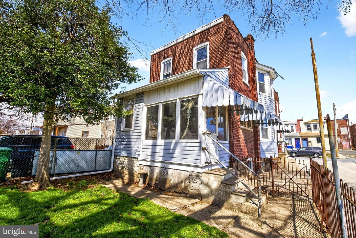 1012 Washington Avenue photo 1