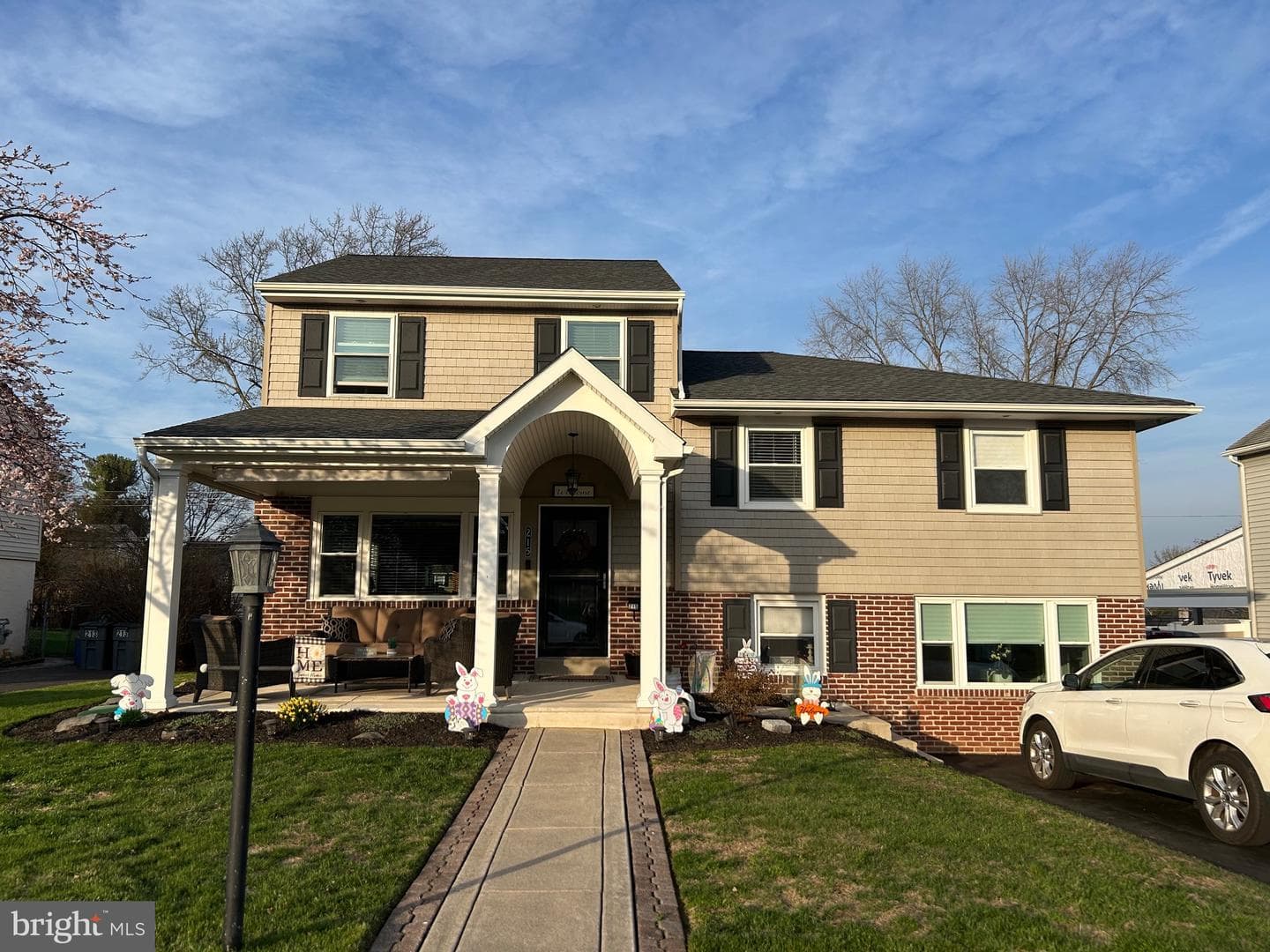 215 Canford Drive