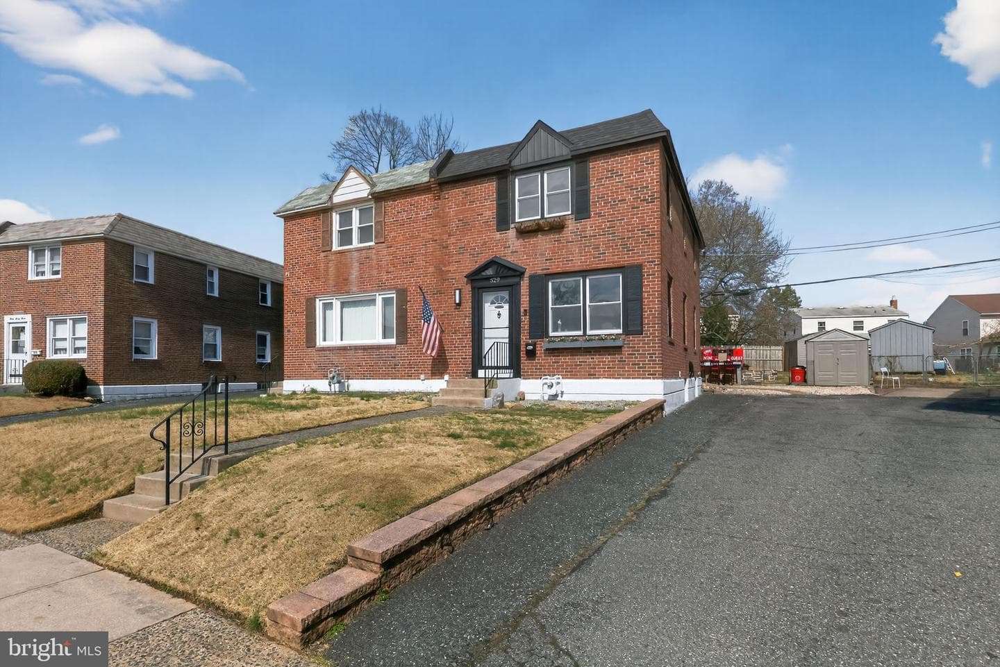 329 Holland Street photo 1