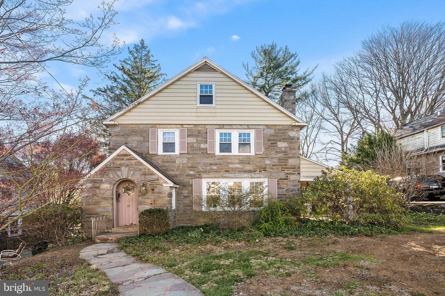 63 Lindbergh Avenue