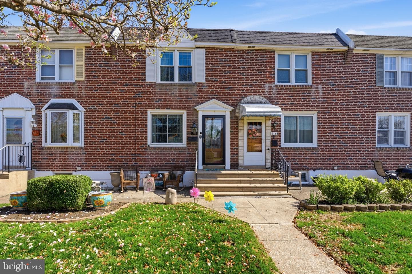 614 Rively Avenue photo 1