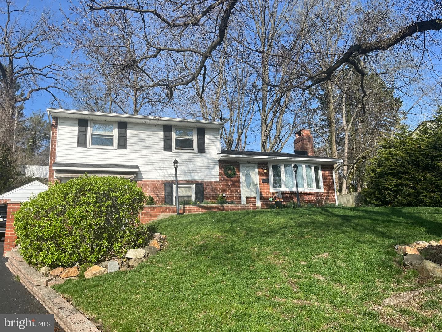 8 Grove Lane