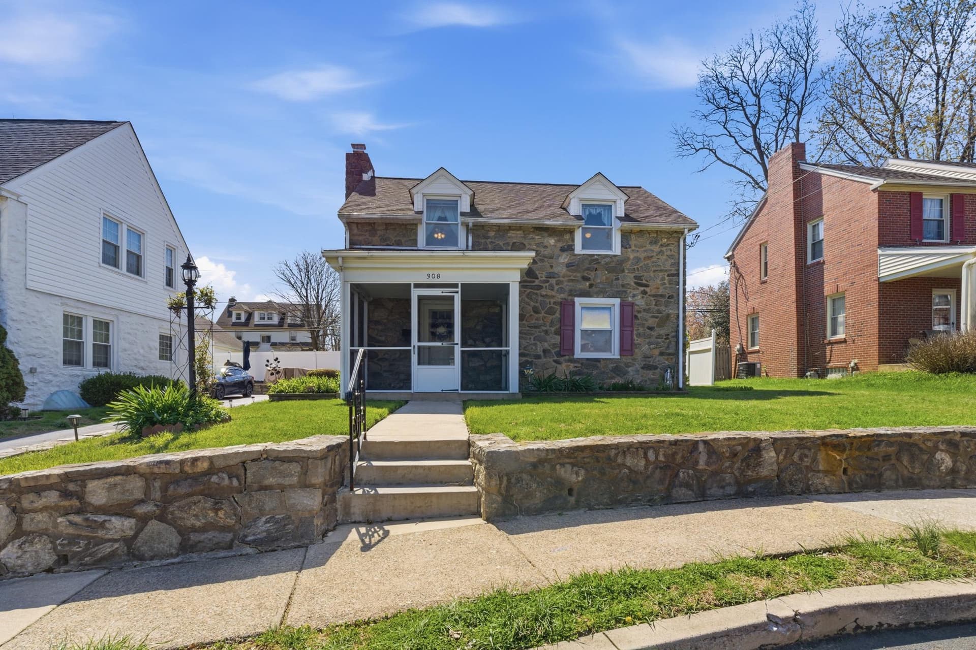 308 Eldon Avenue photo 1