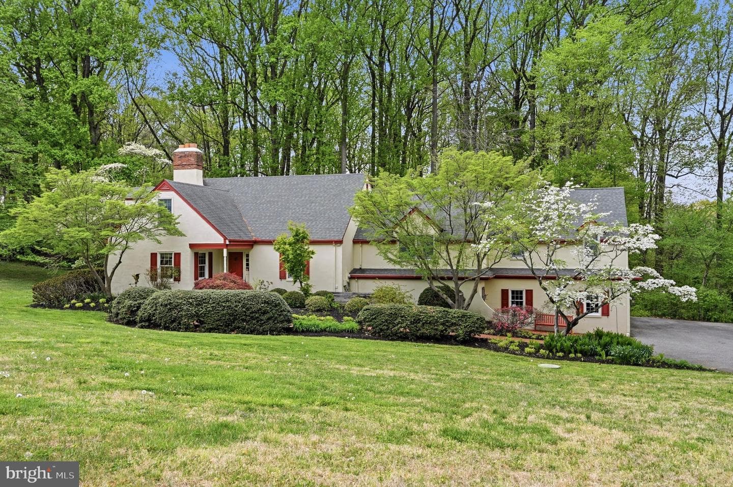 124 Tally Ho Drive