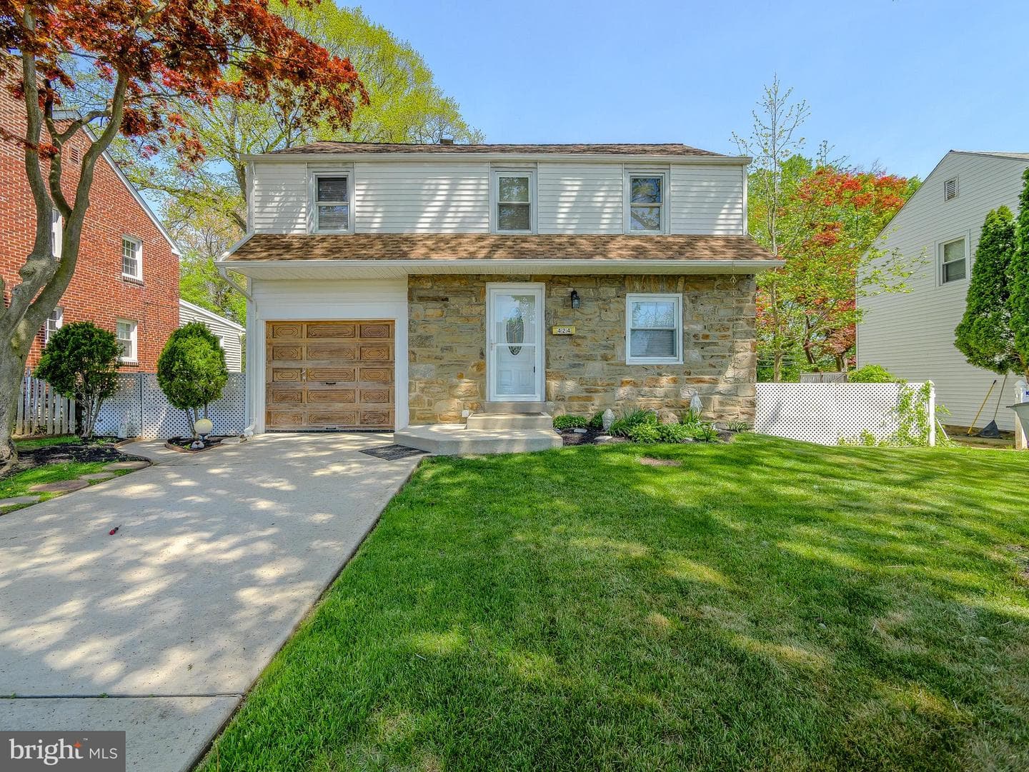 424 Holmes Road photo 1