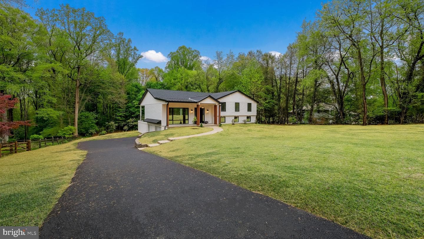 25 Arrowhead Trail