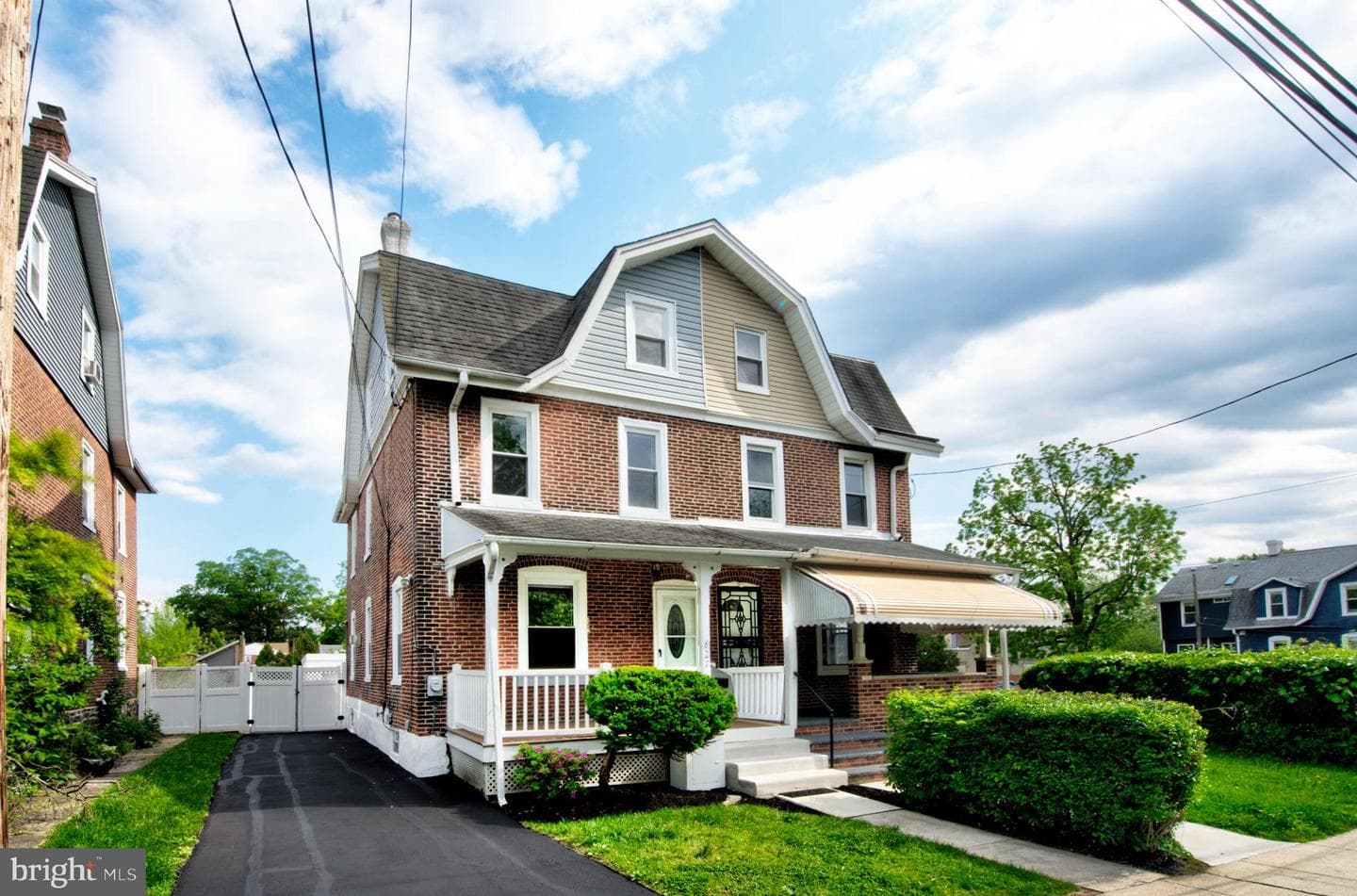 827 Aubrey Avenue