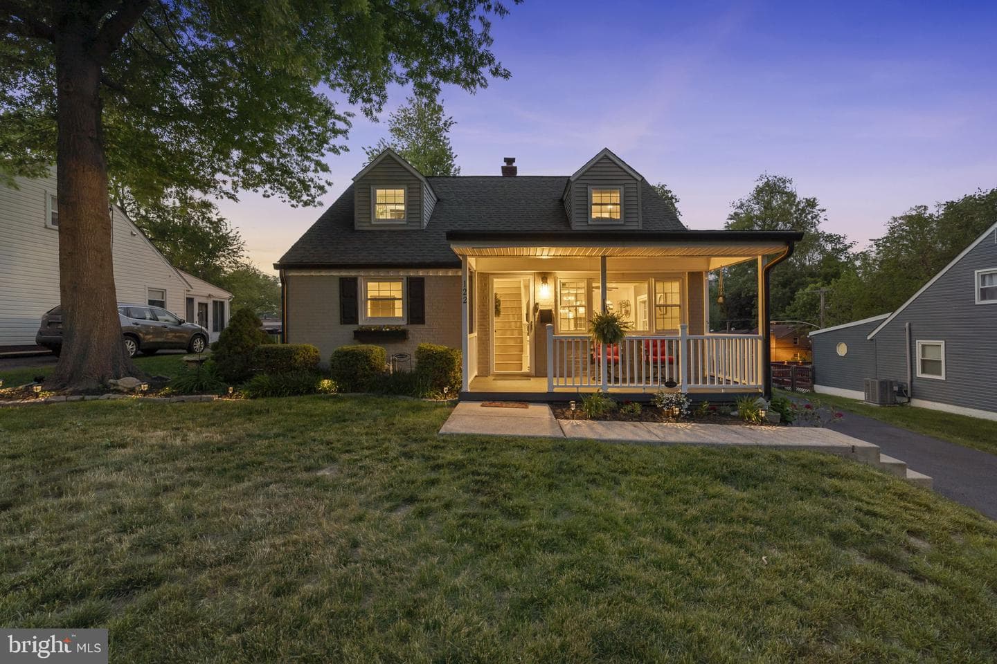 122 Roberts Road photo 1