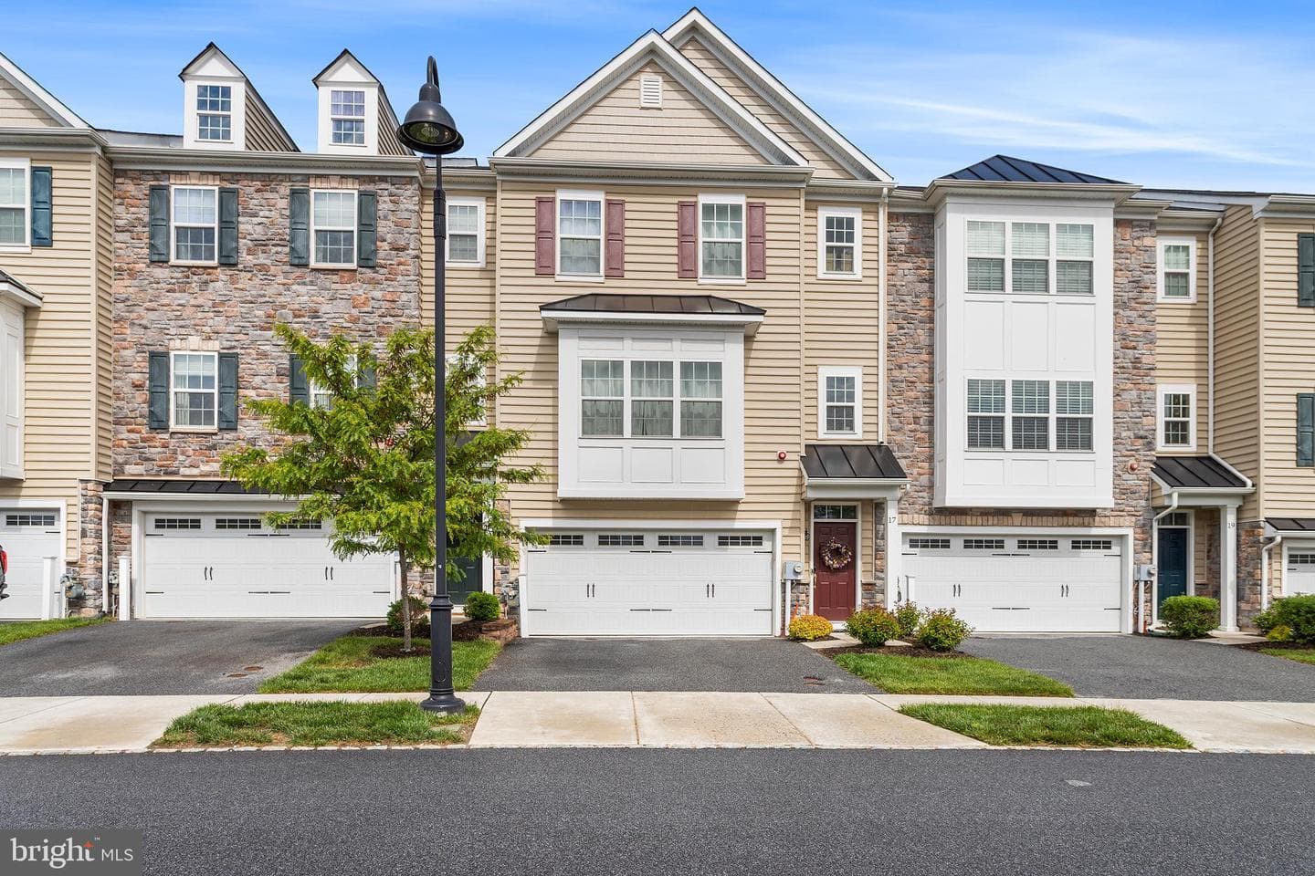 17 Skylar Circle photo 1
