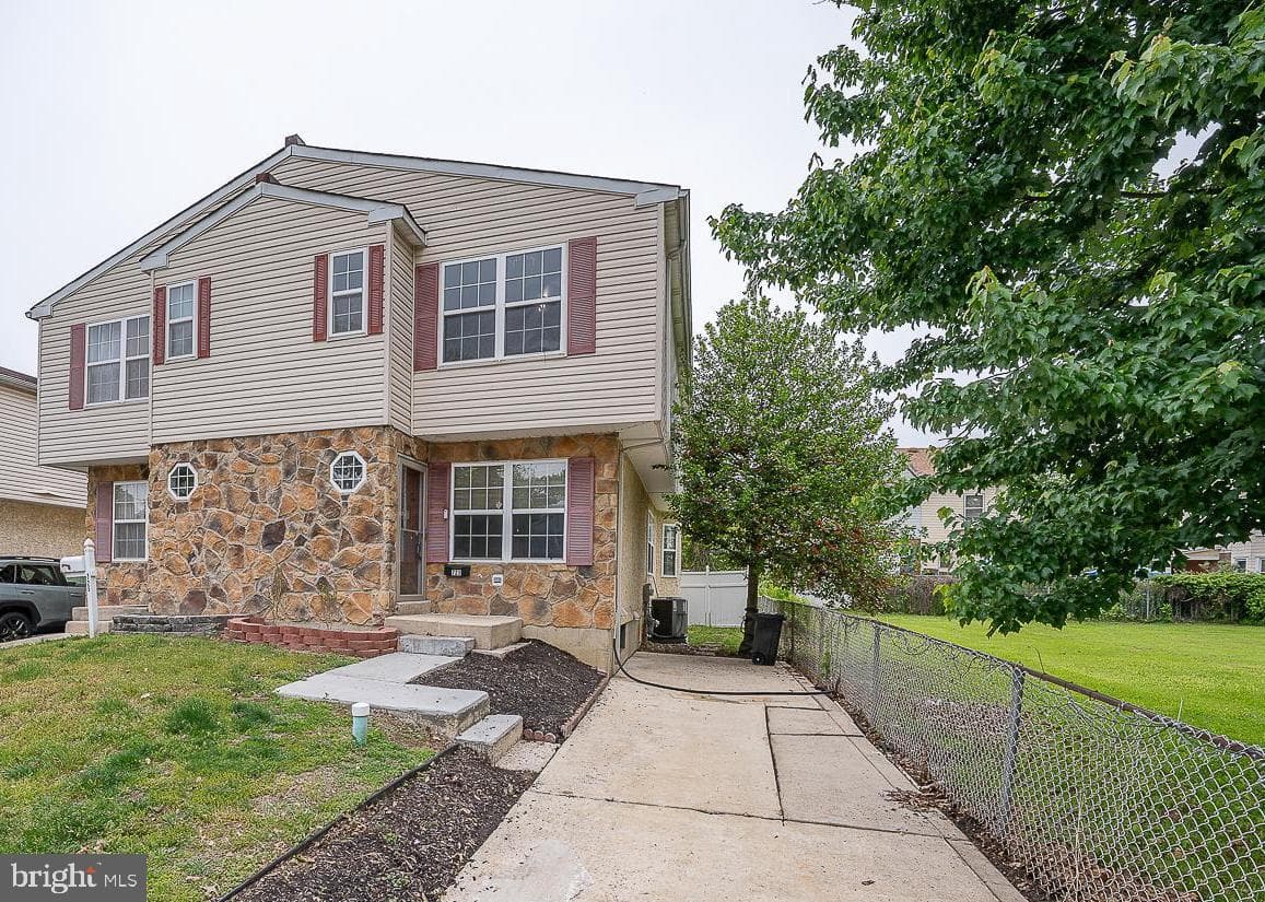 723 Broad Street photo 1