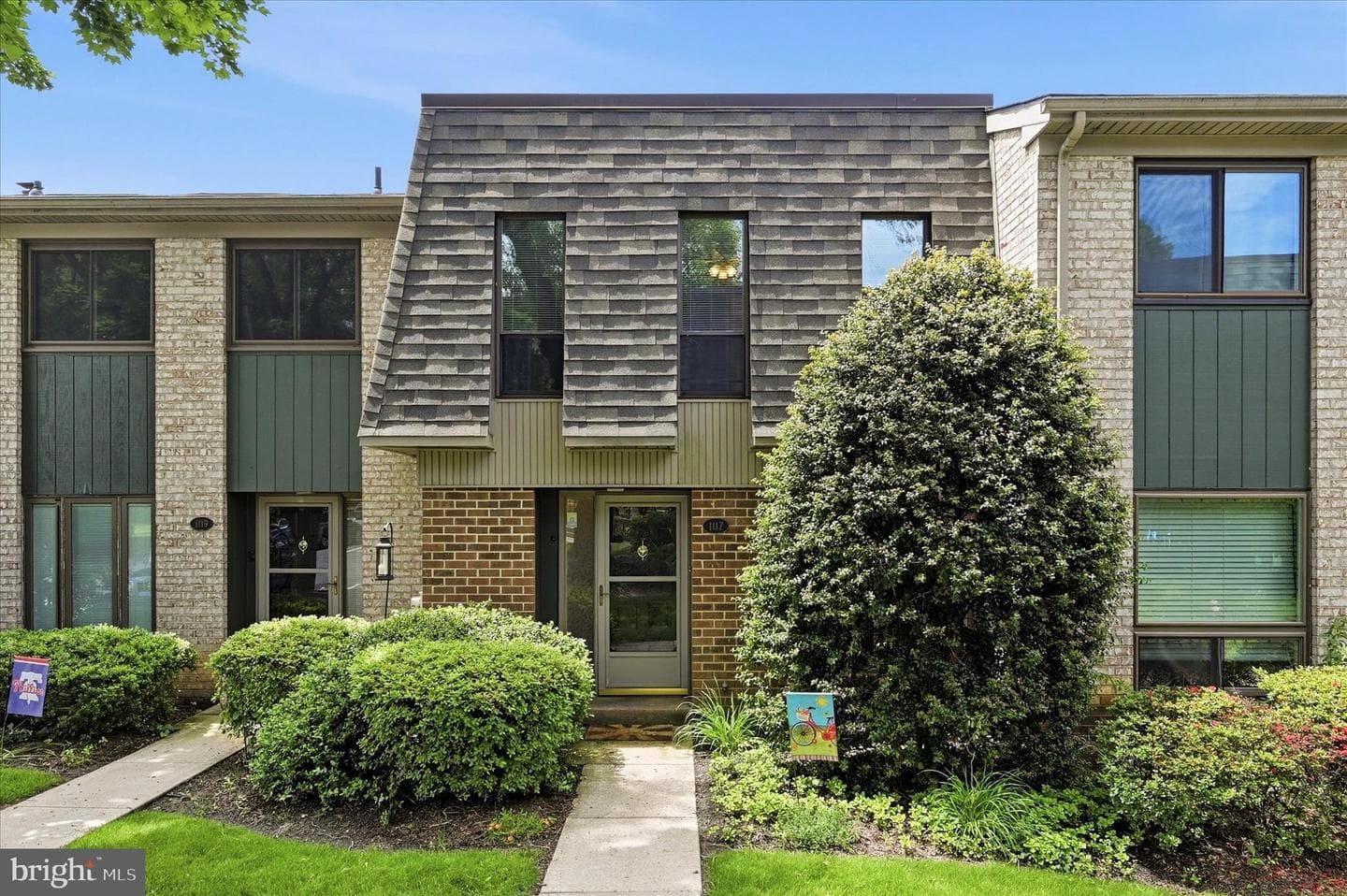 1117 Putnam Boulevard #34