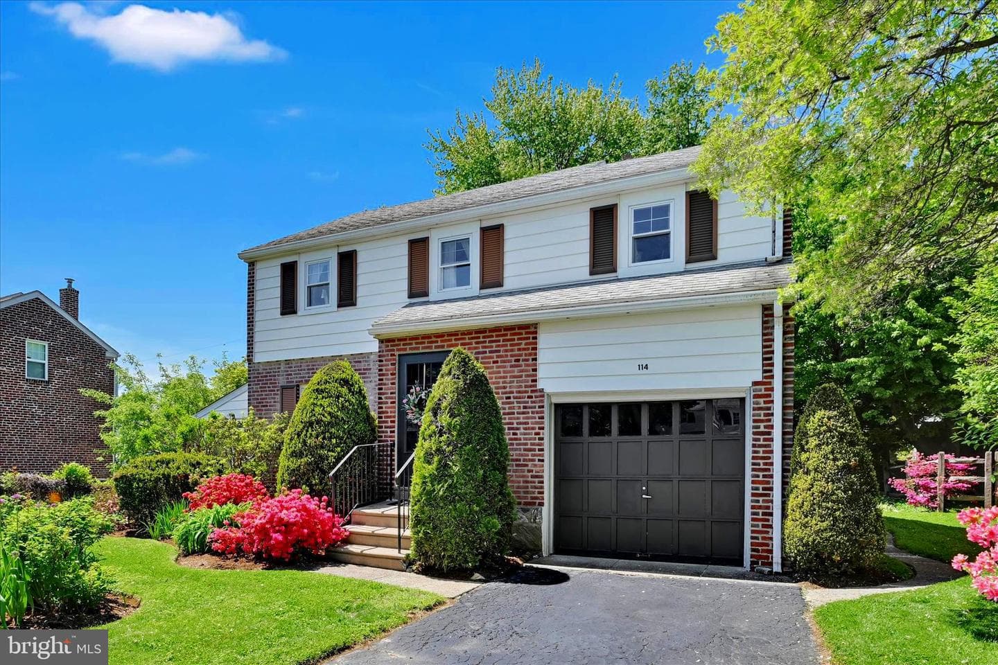 114 Rambling Way