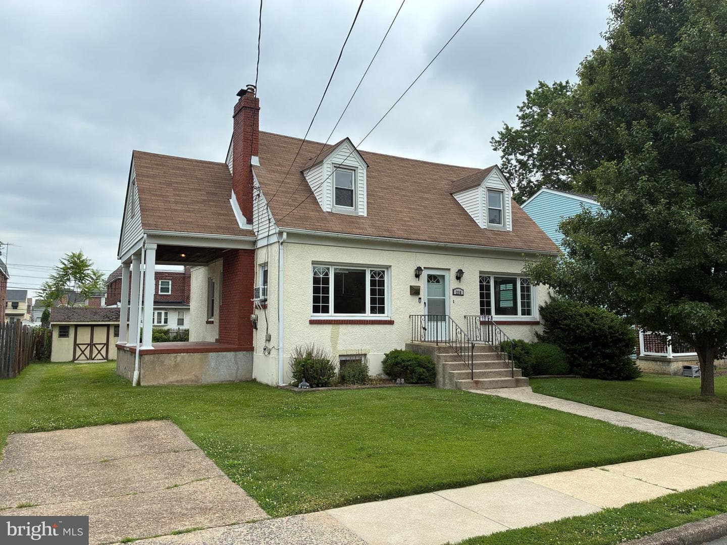 216 Fernwood