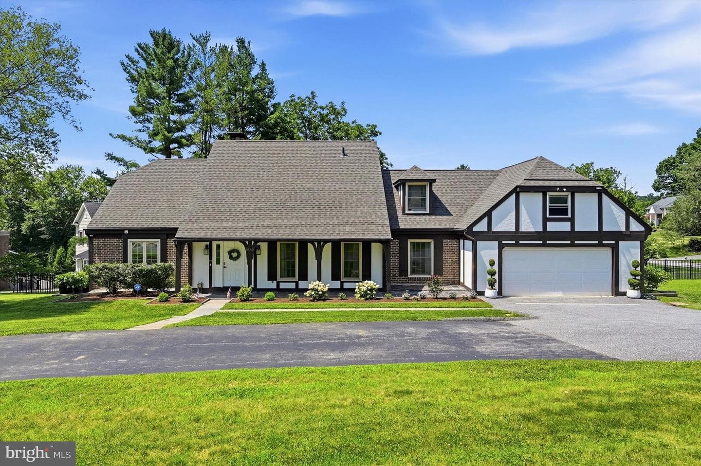 606 Foxfields Road, Bryn Mawr