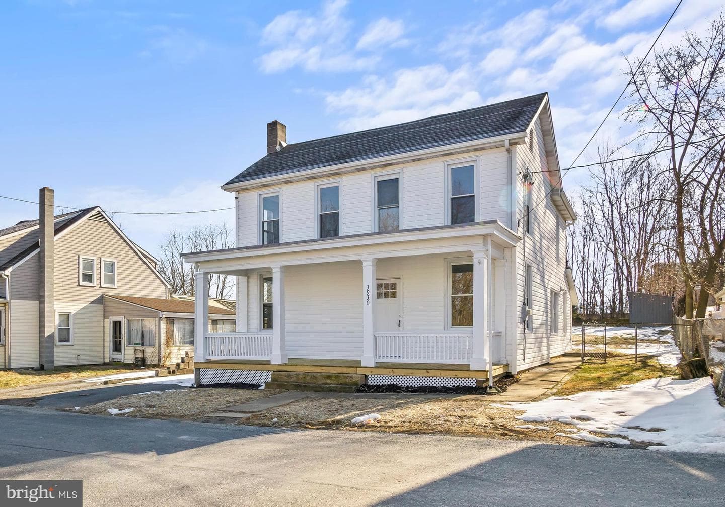 3930 Lincoln Street photo 1