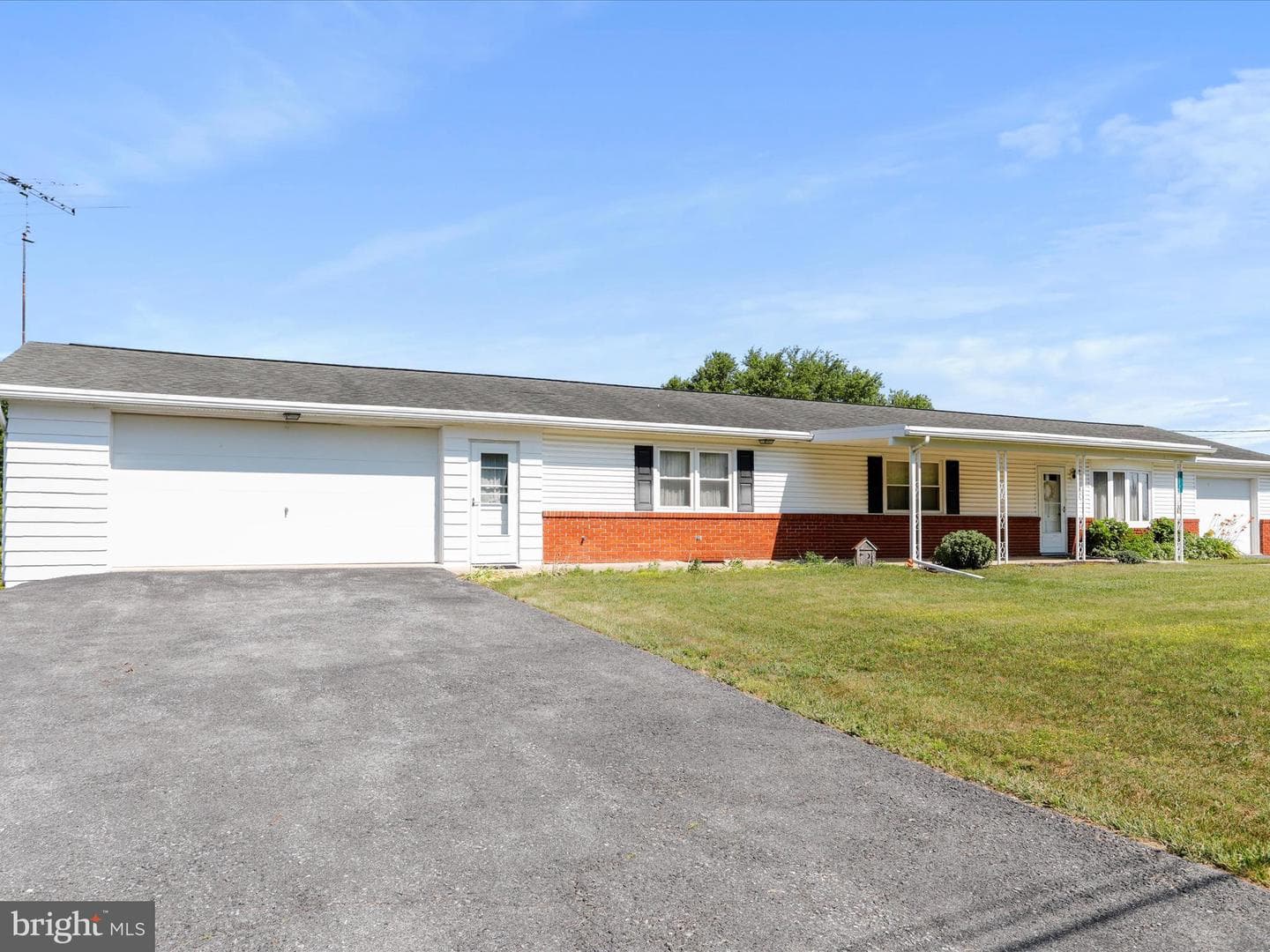 11735 Ridge Road photo 1