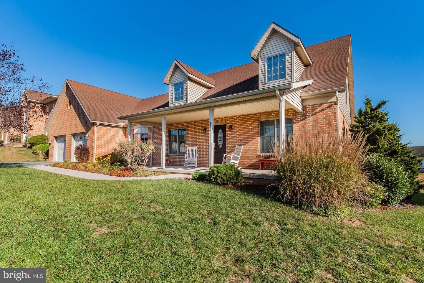 150 Topaz Drive photo 1