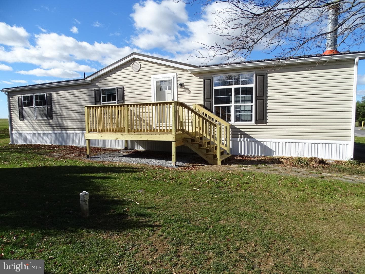 362 Cameo Drive photo 1