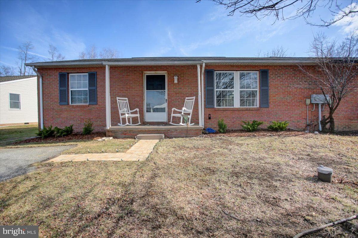 14072 Timothy Drive photo 1