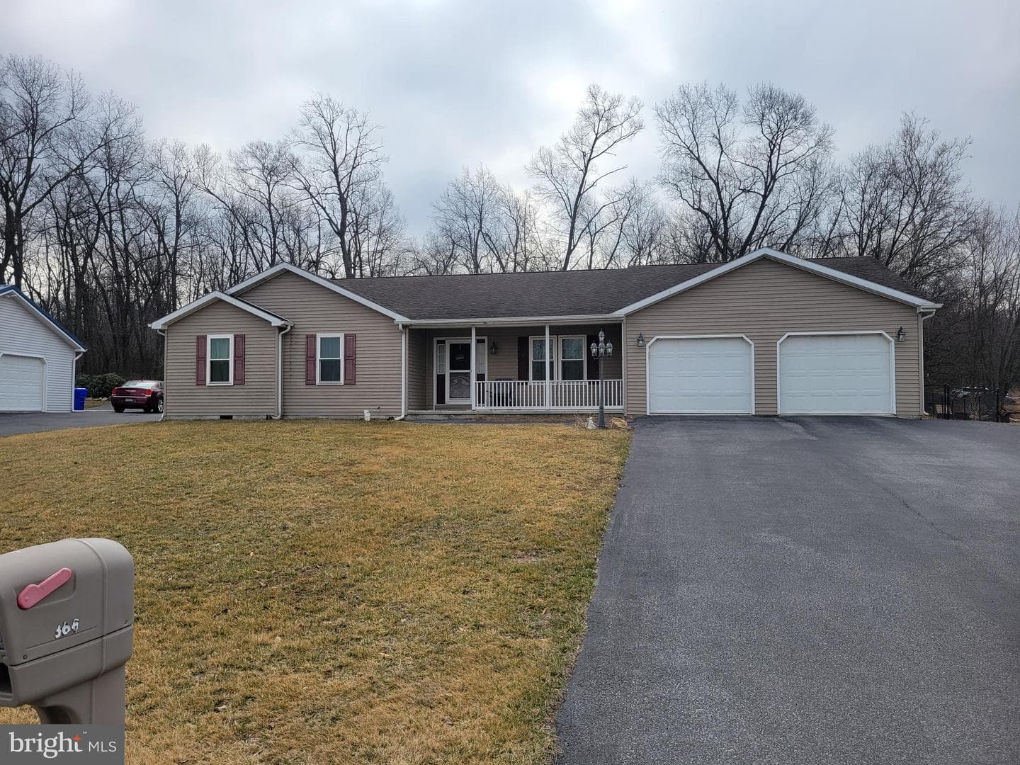 366 Cortland Circle photo 1