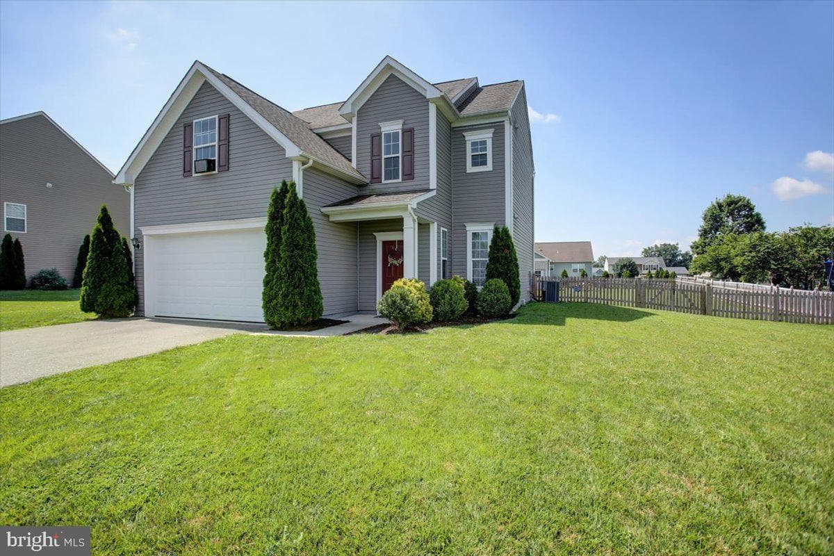 784 Bristol Drive photo 1