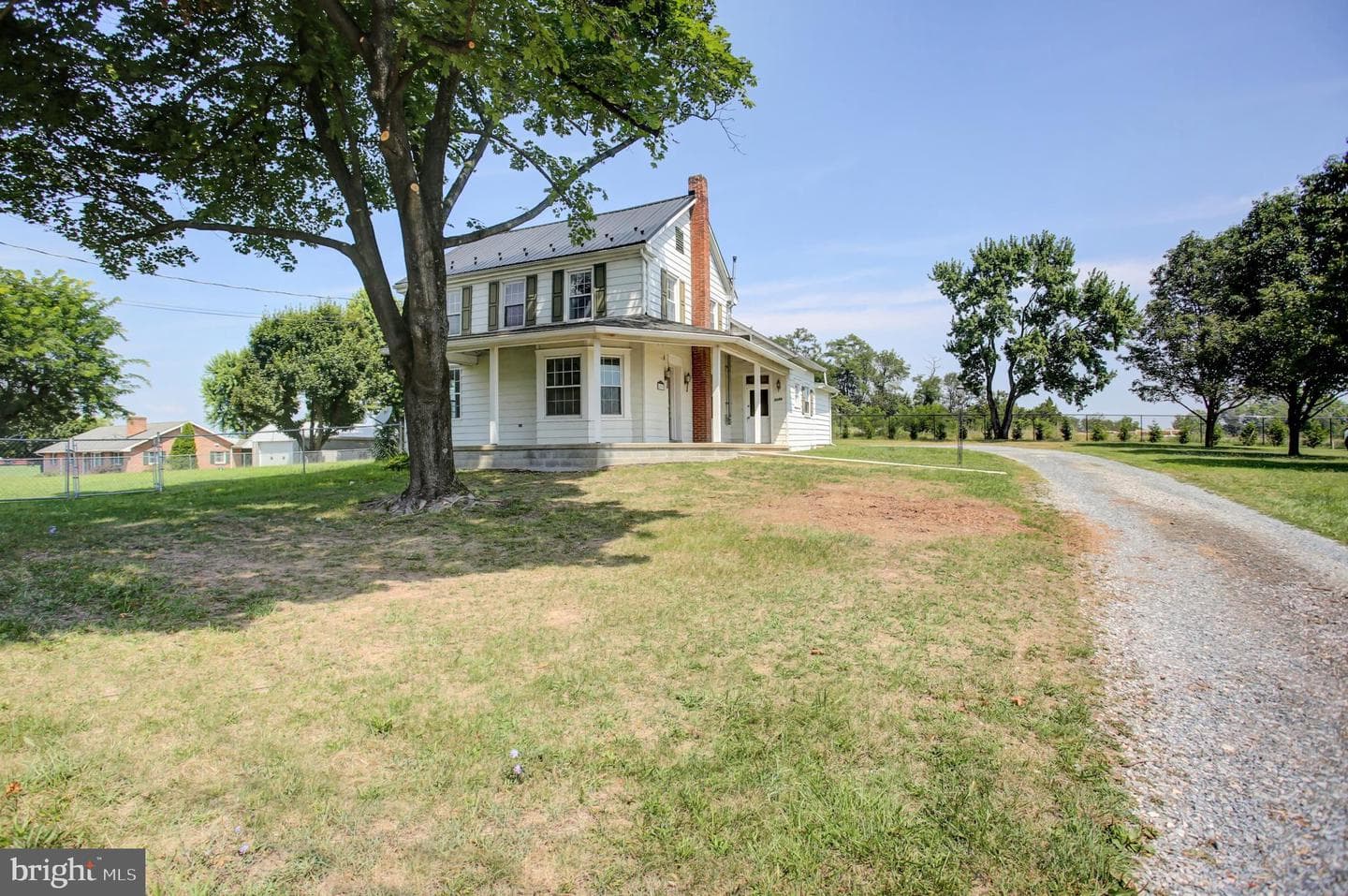 5089 Buchanan Trail W photo 1