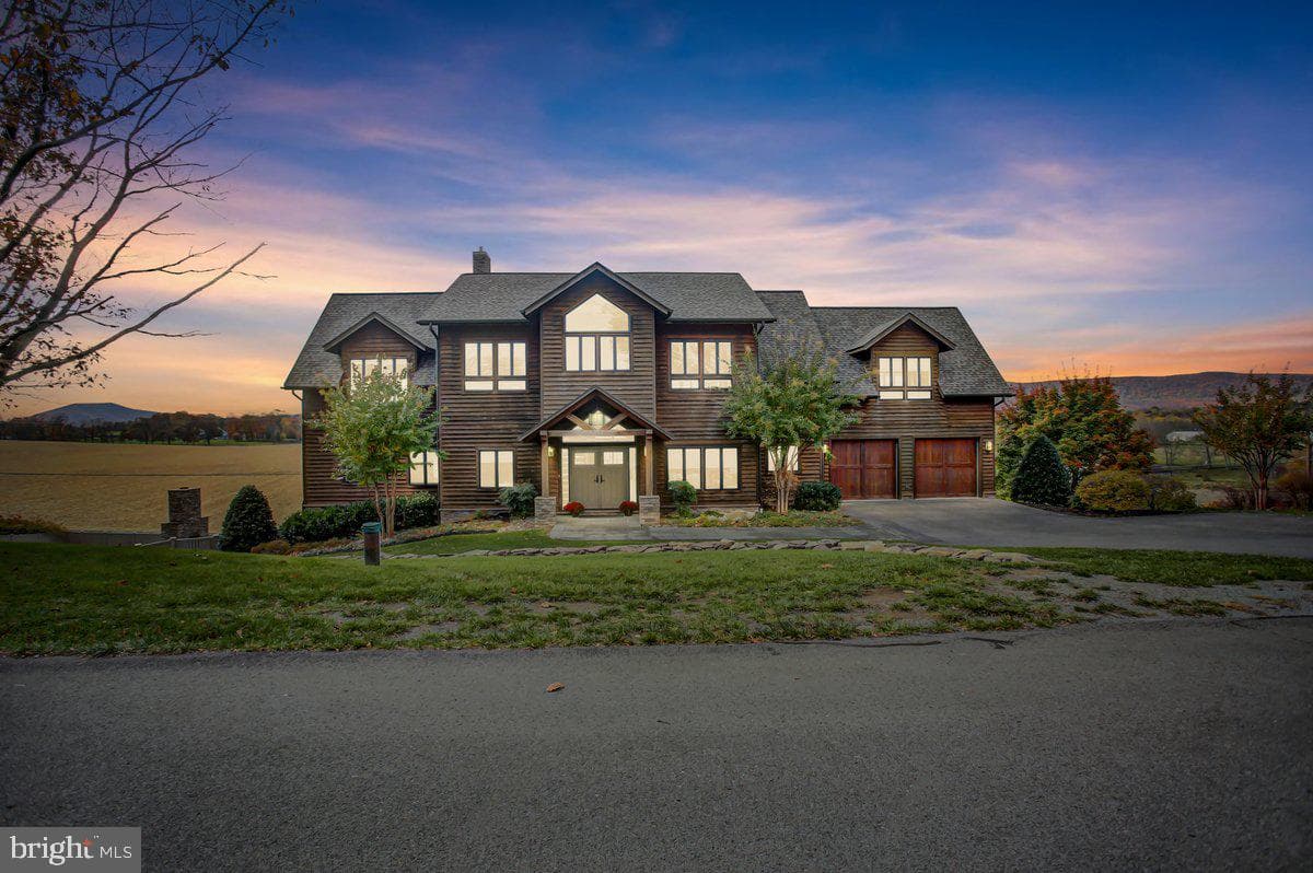 6573 Irvine Drive