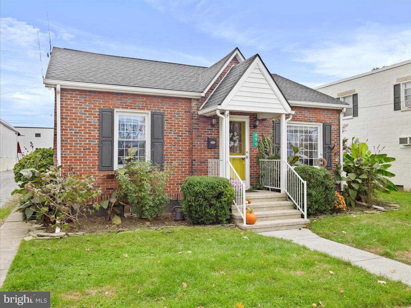 454 East King Street photo 1