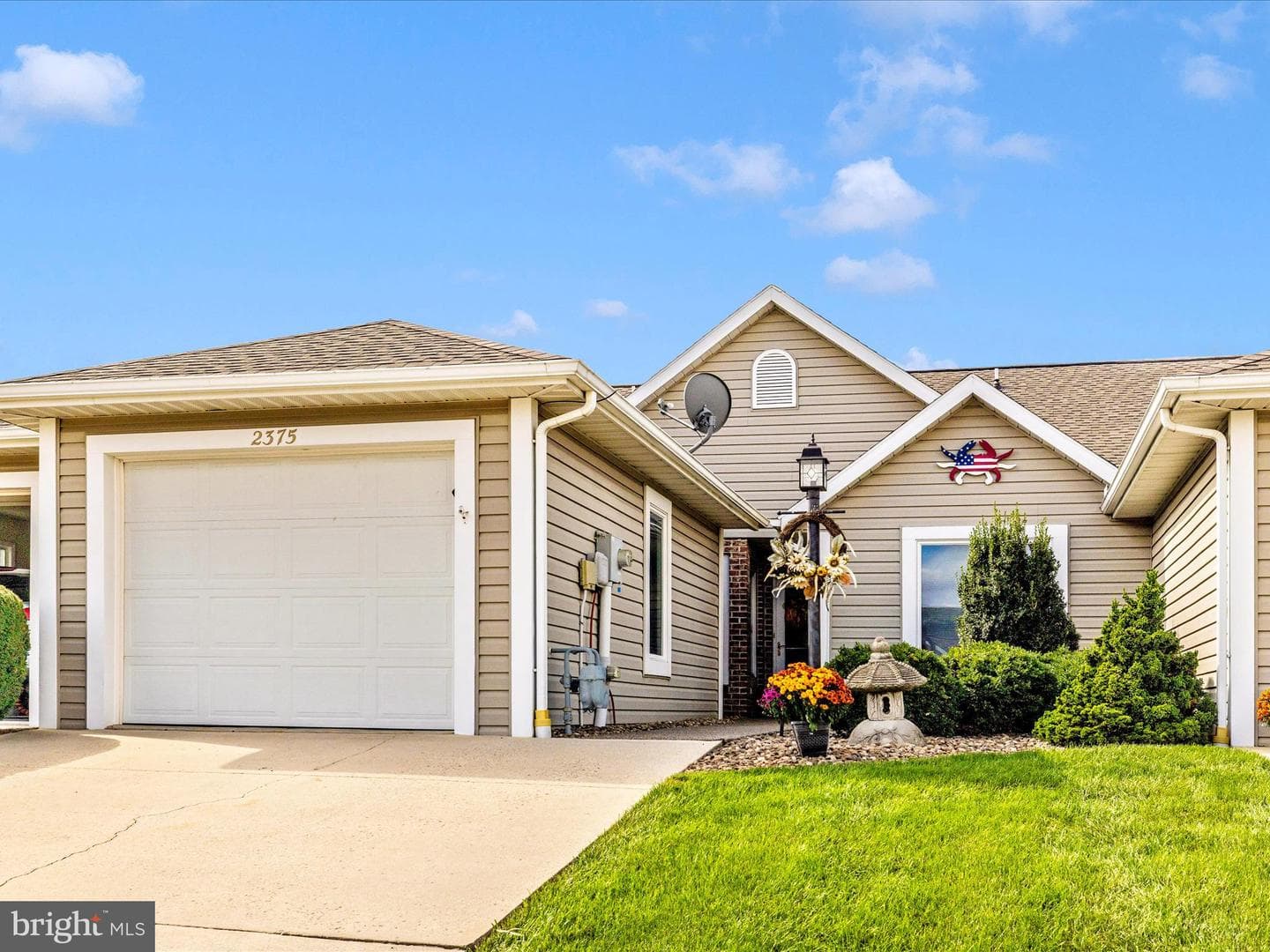 2375 Aronimink Circle photo 1