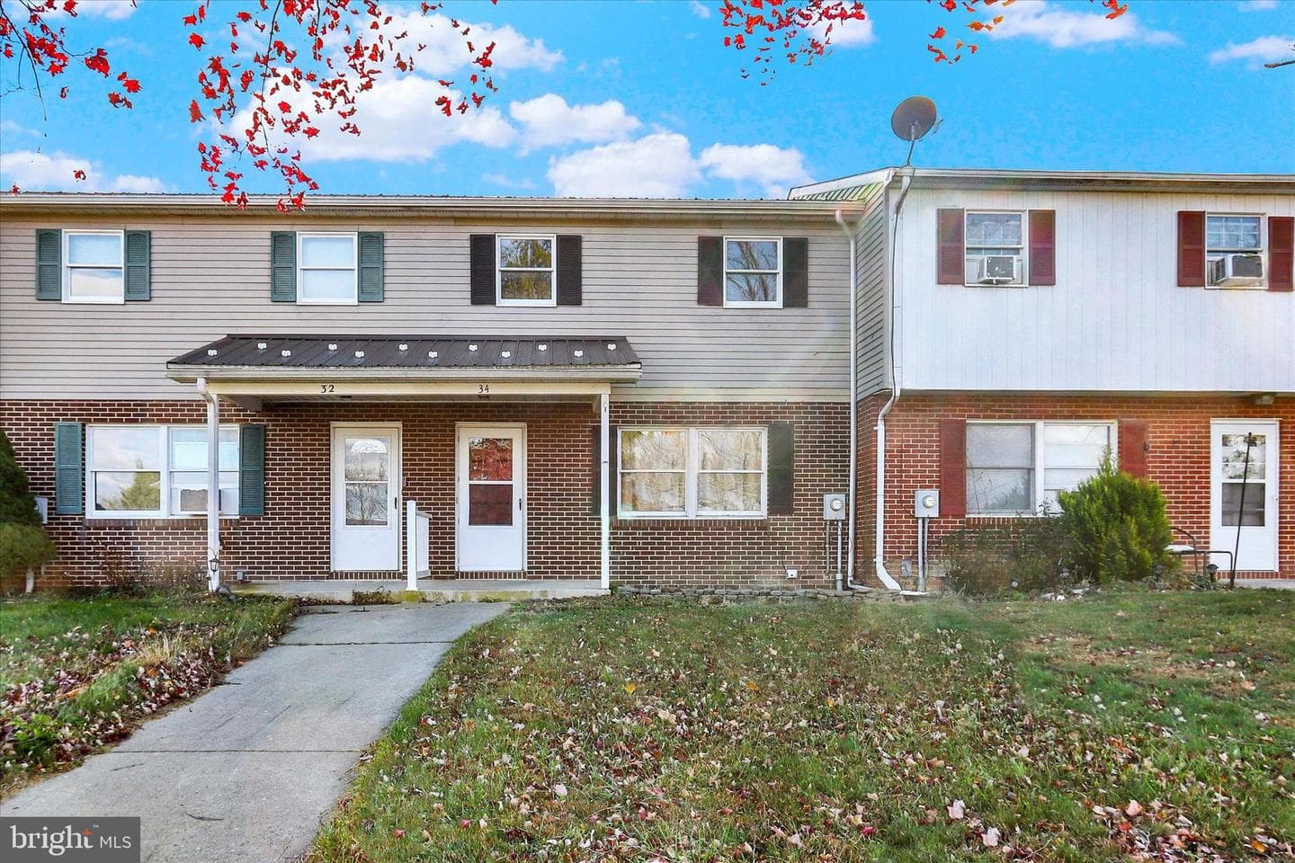 34 Surrey Drive photo 1