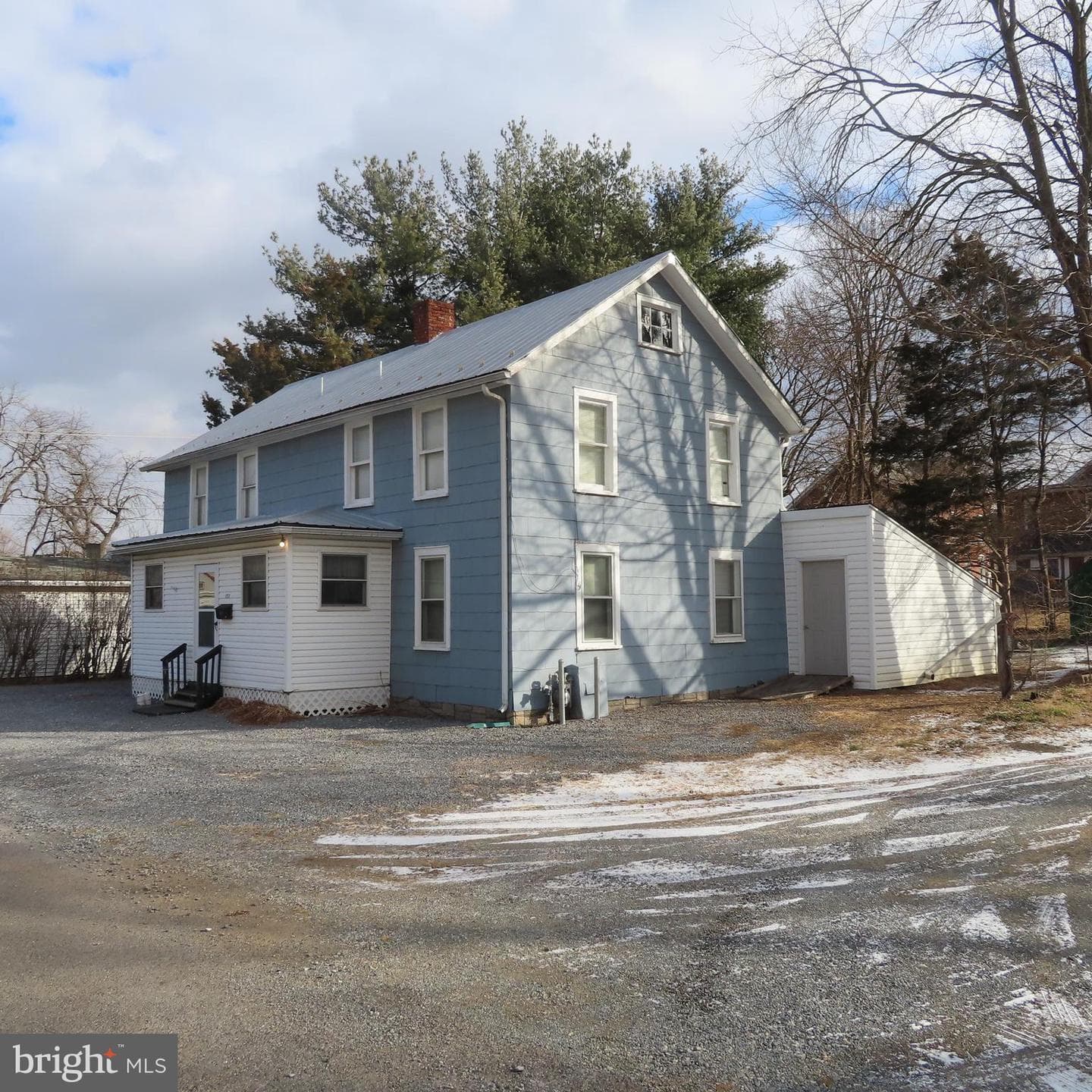 151 N Church Lane photo 1