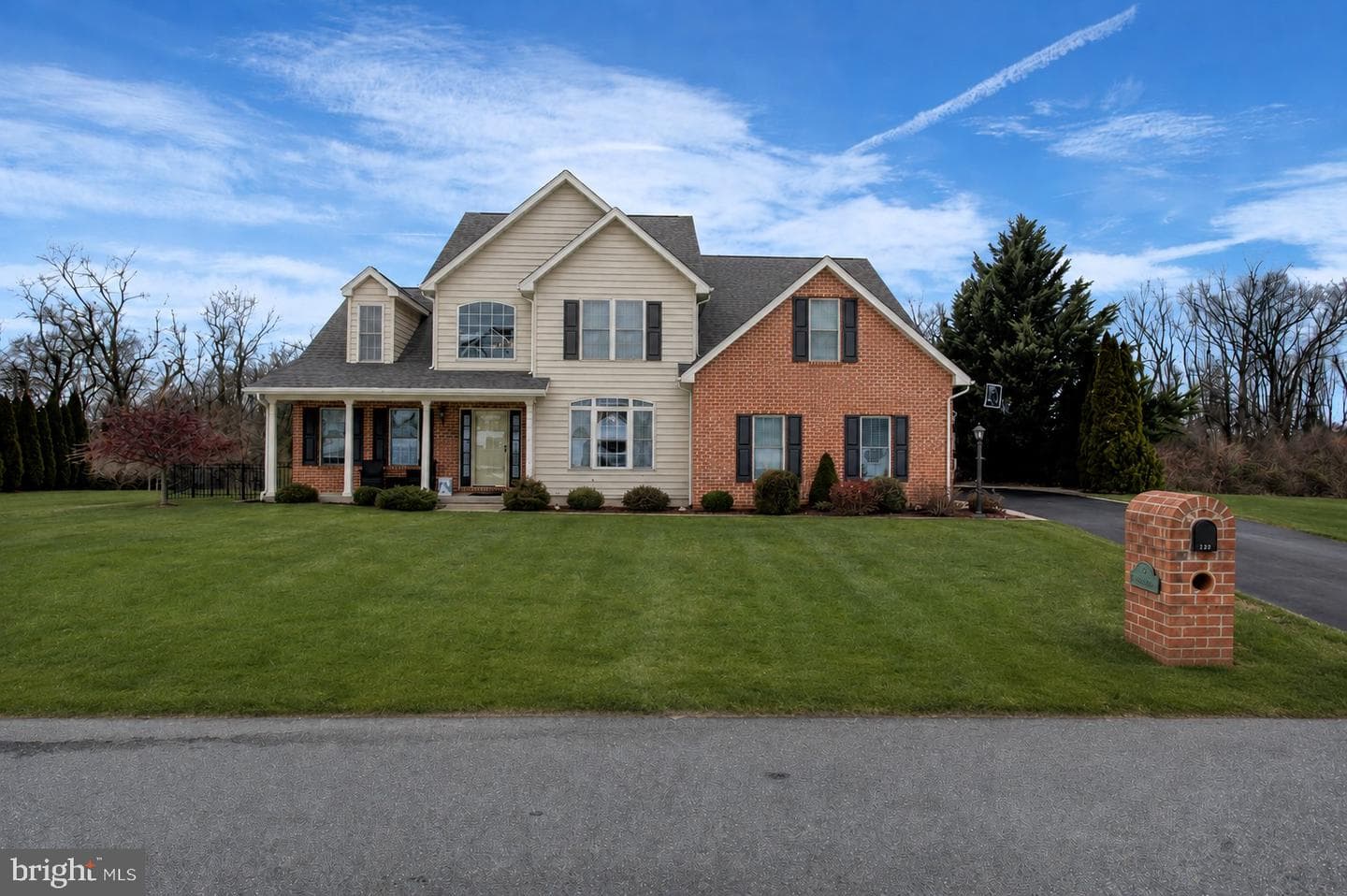 108 N Blackberry Lane photo 1