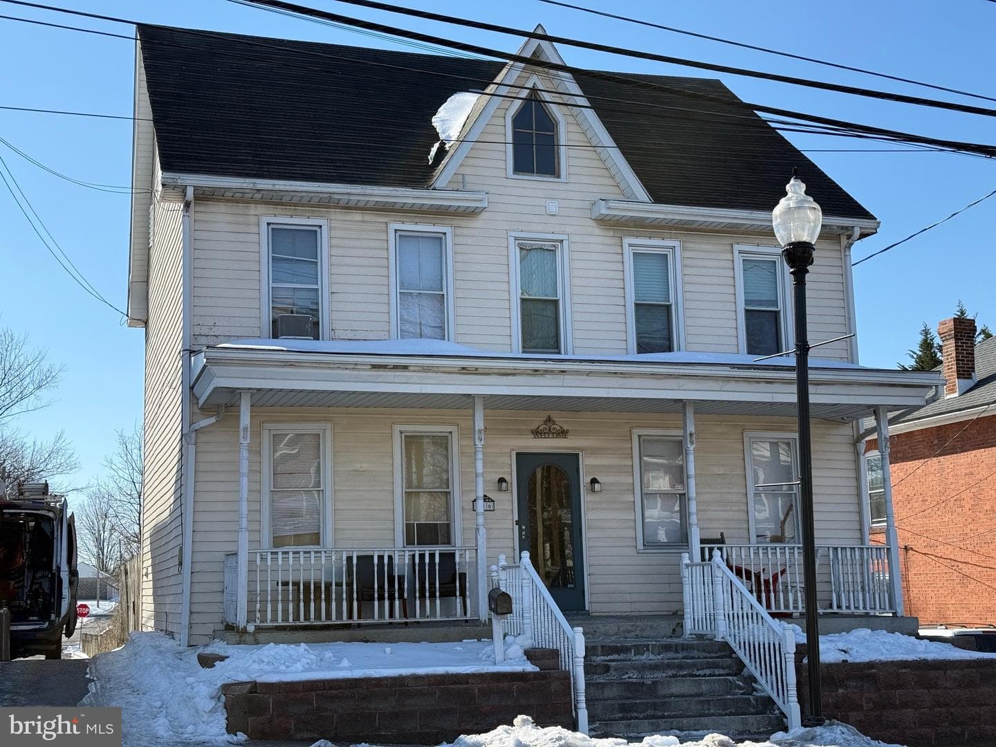 416 W Main St, Waynesboro
