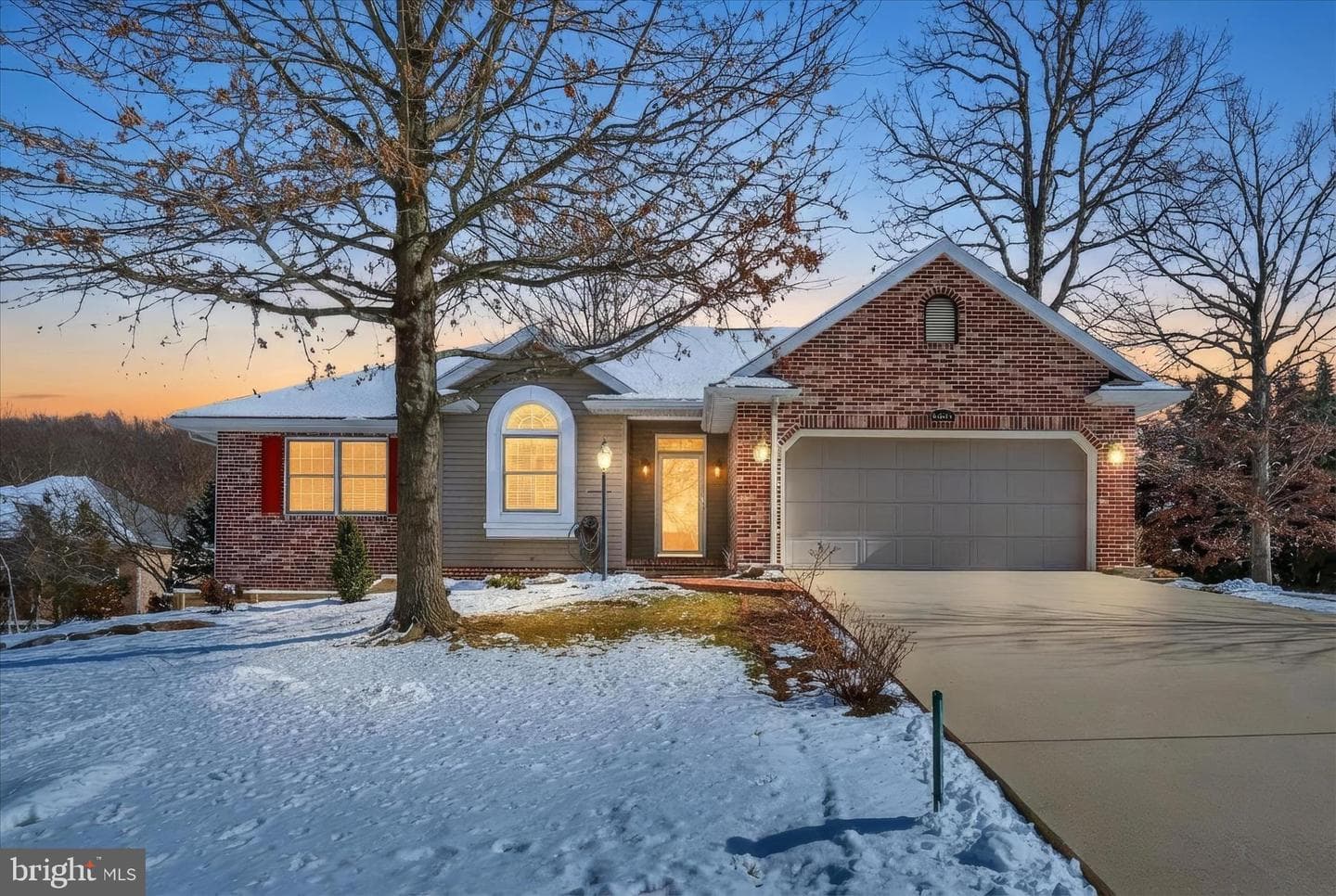 6967 Fairway Oaks