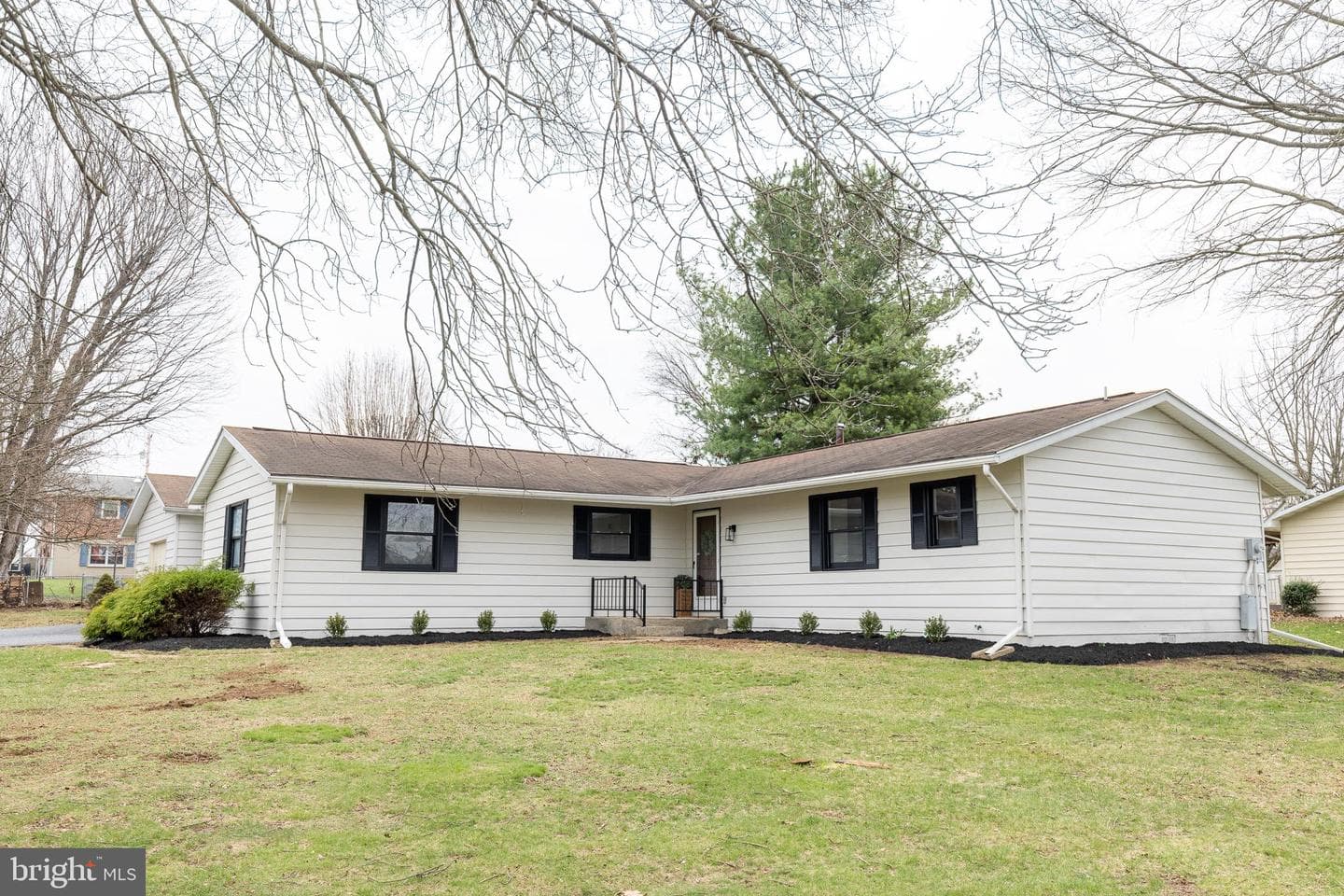 1286 Fox Den Drive photo 1