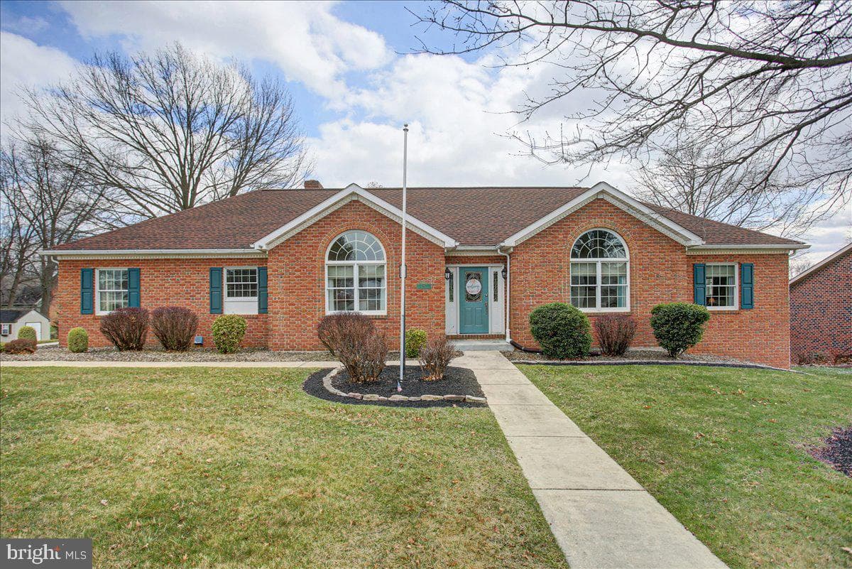 84 Monroe Drive