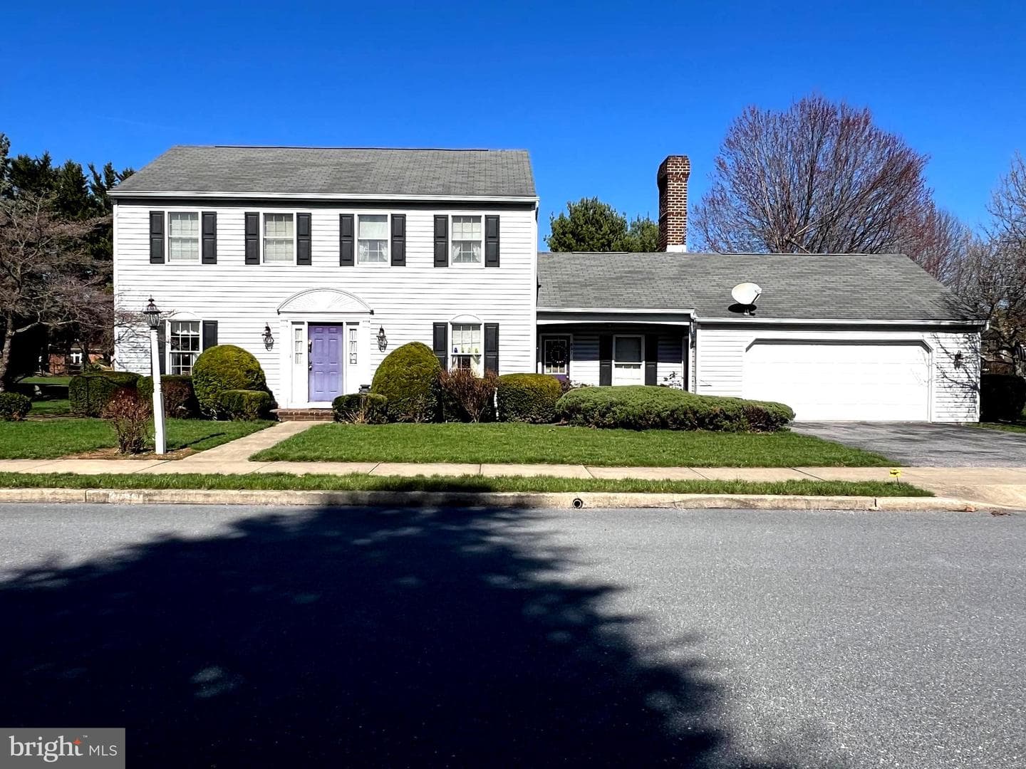 831 Rosewood Court photo 1