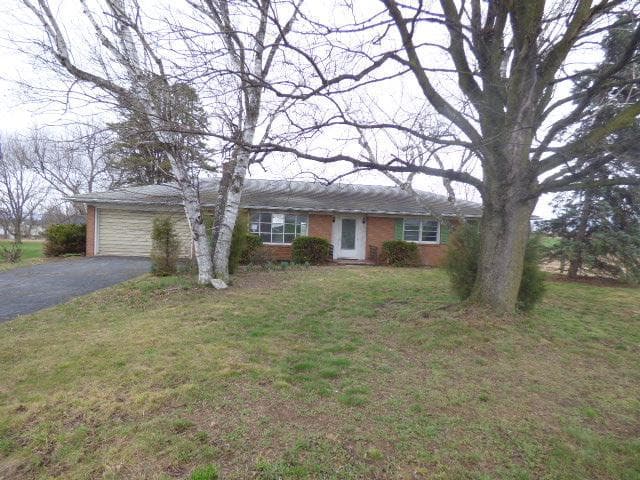 893 Buchanan Trail East E photo 1