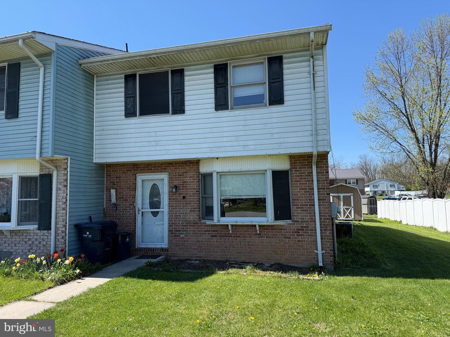 14871 Robinhood Circle