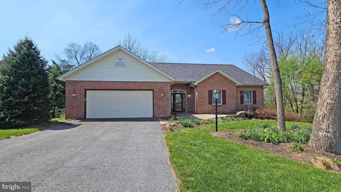 132 Buckingham Drive