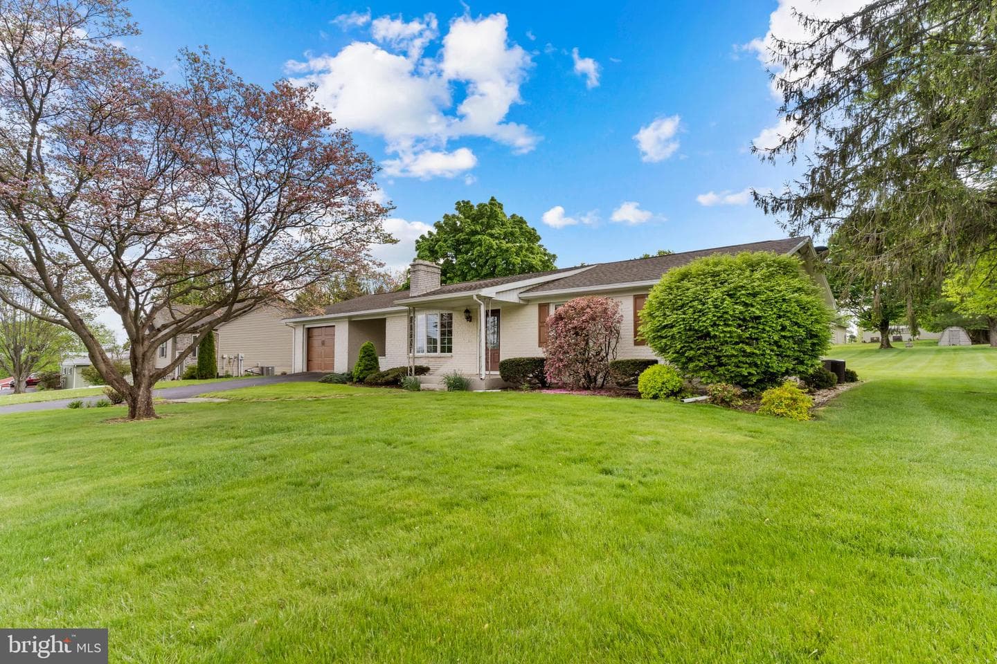 10002 Upper Strasburg Road