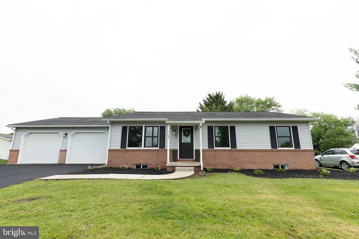 724 Warm Spring Road photo 1