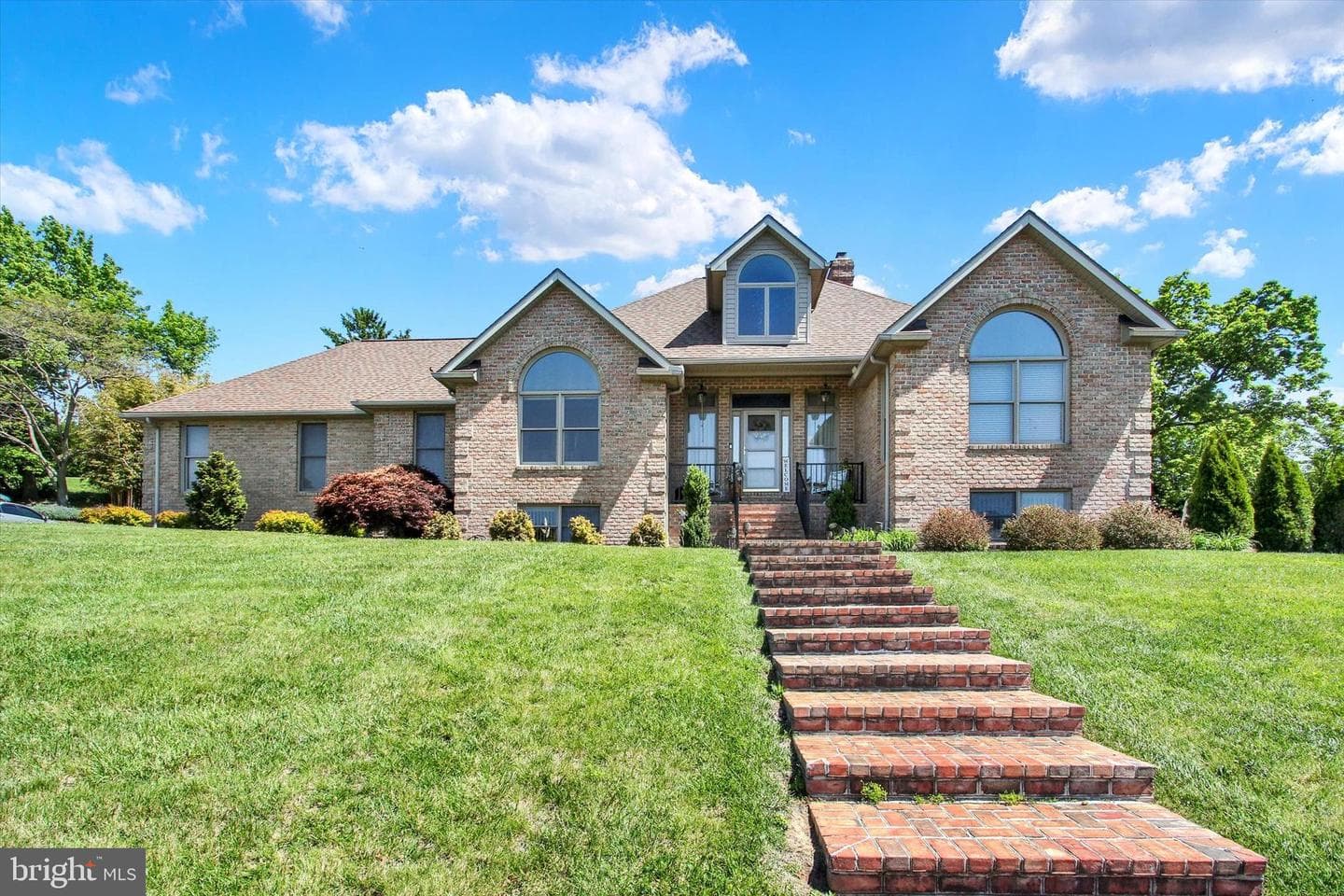 605 Vista Court