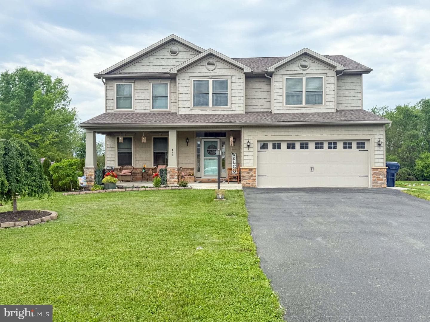271 Leedy Way West