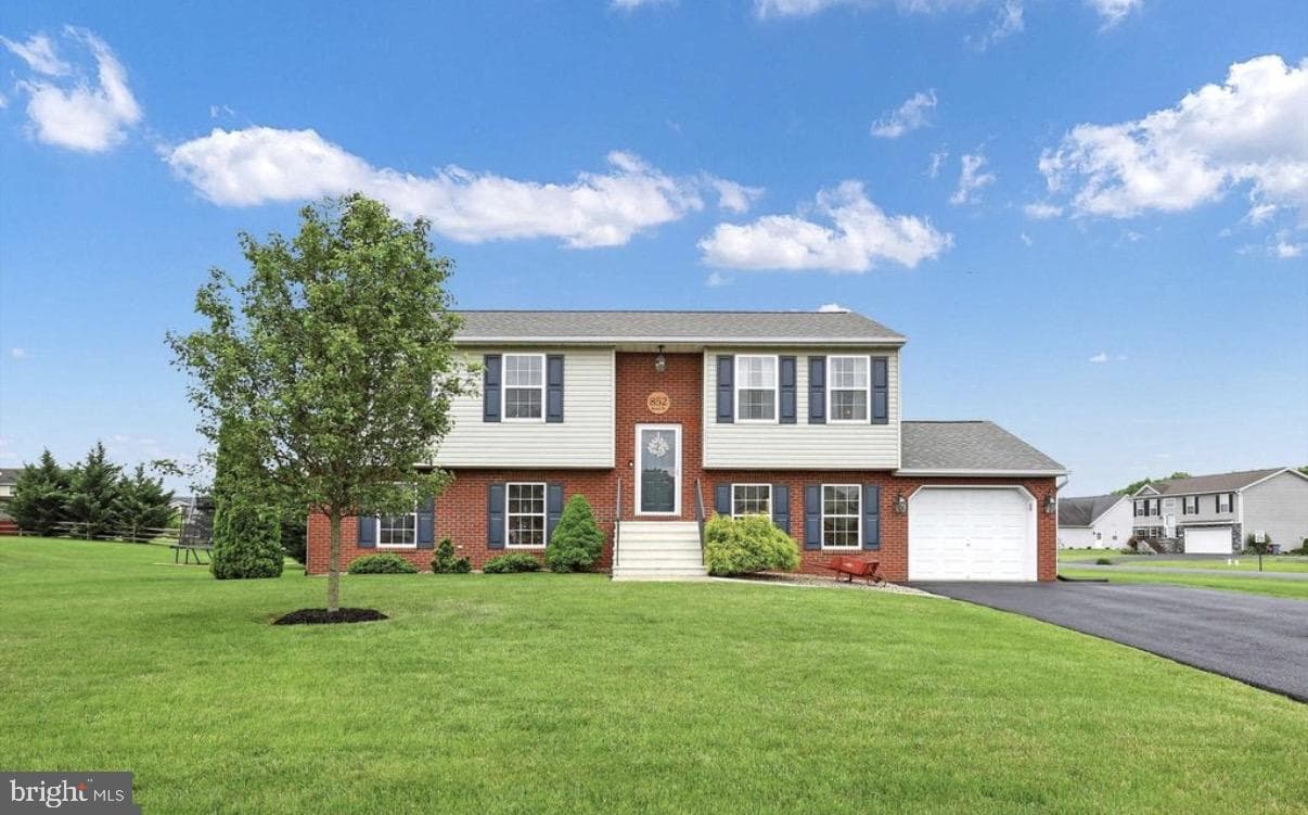 852 Bristol Drive